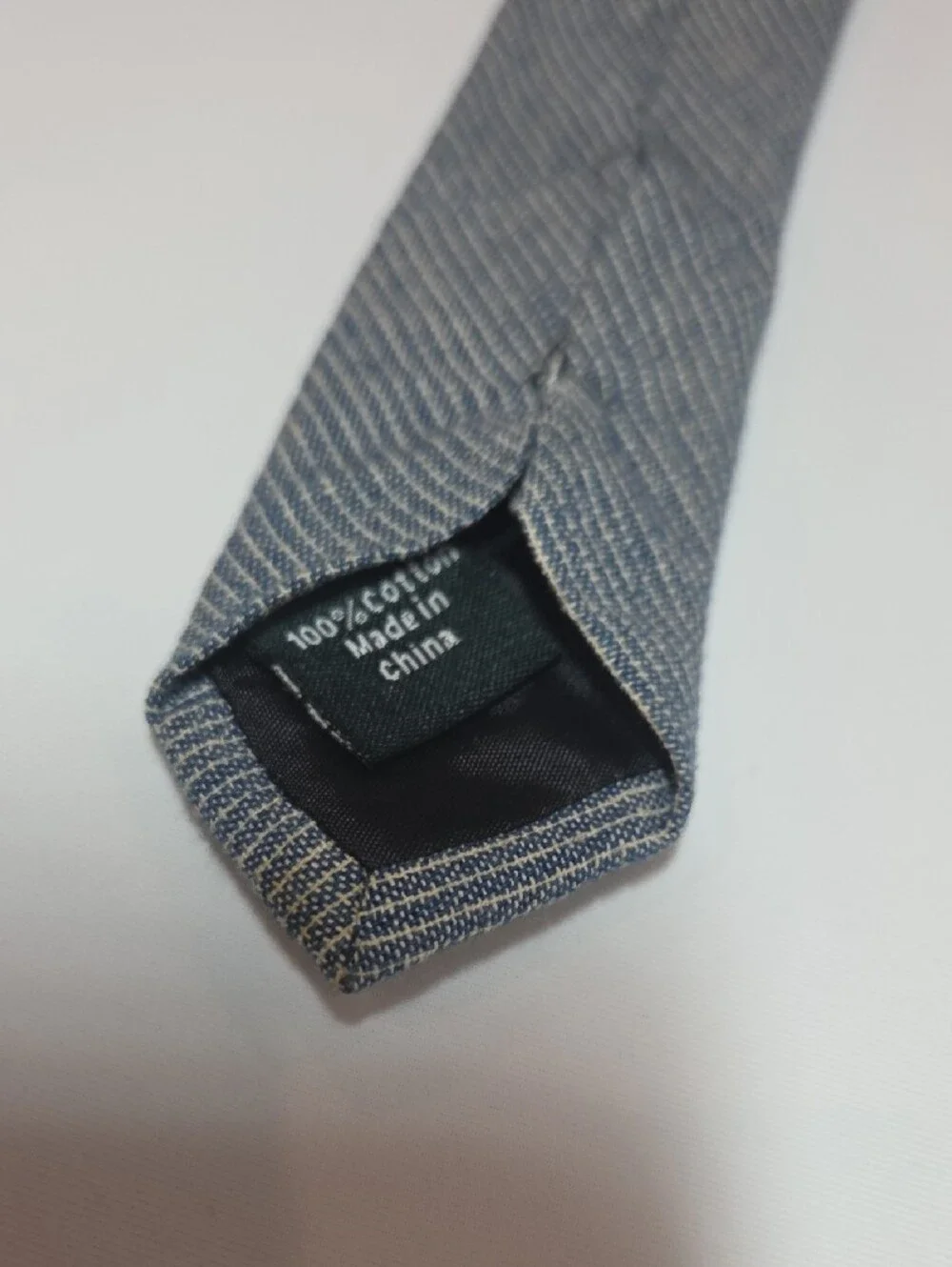 J. Crew Men's 100% Cotton Narrow Blue-Gray Stripe Textured Tie 2.75x58